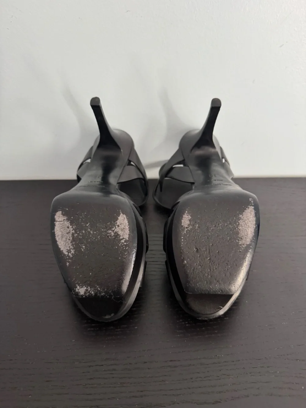Saint Laurent Tribute Patent Leather Platform Sandal - Picture 6 of 10